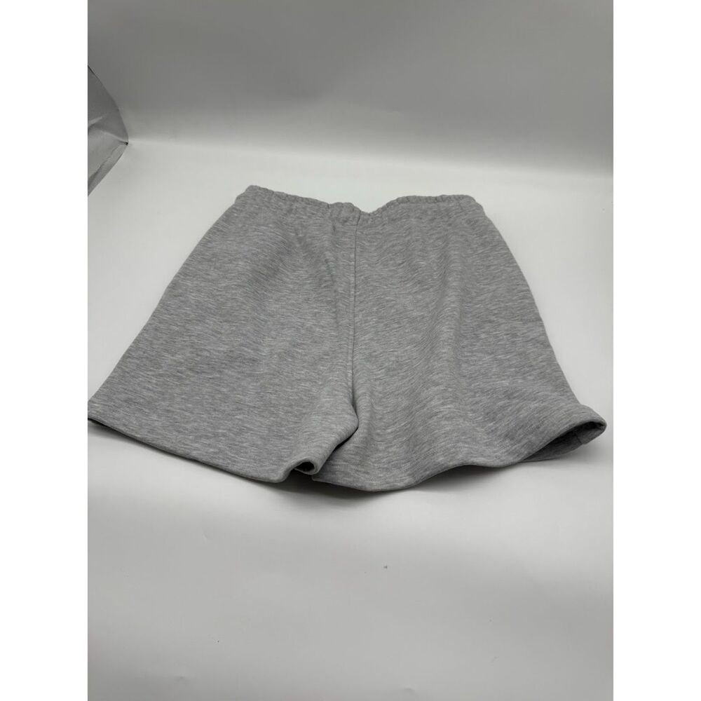 🌴Gray Sweatshorts Size Med - Picture 4 of 5